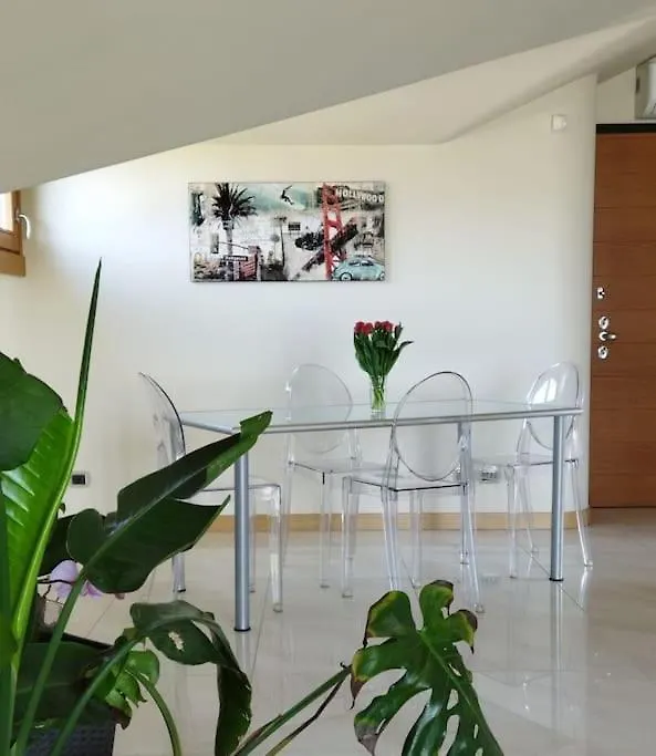 Apartment Mansarda In Villa Vescovado Brusaporto